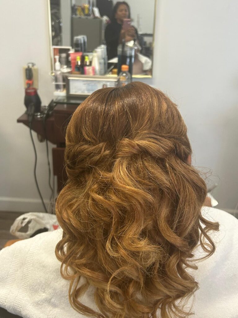 Mayelin Dominican Hair Salon