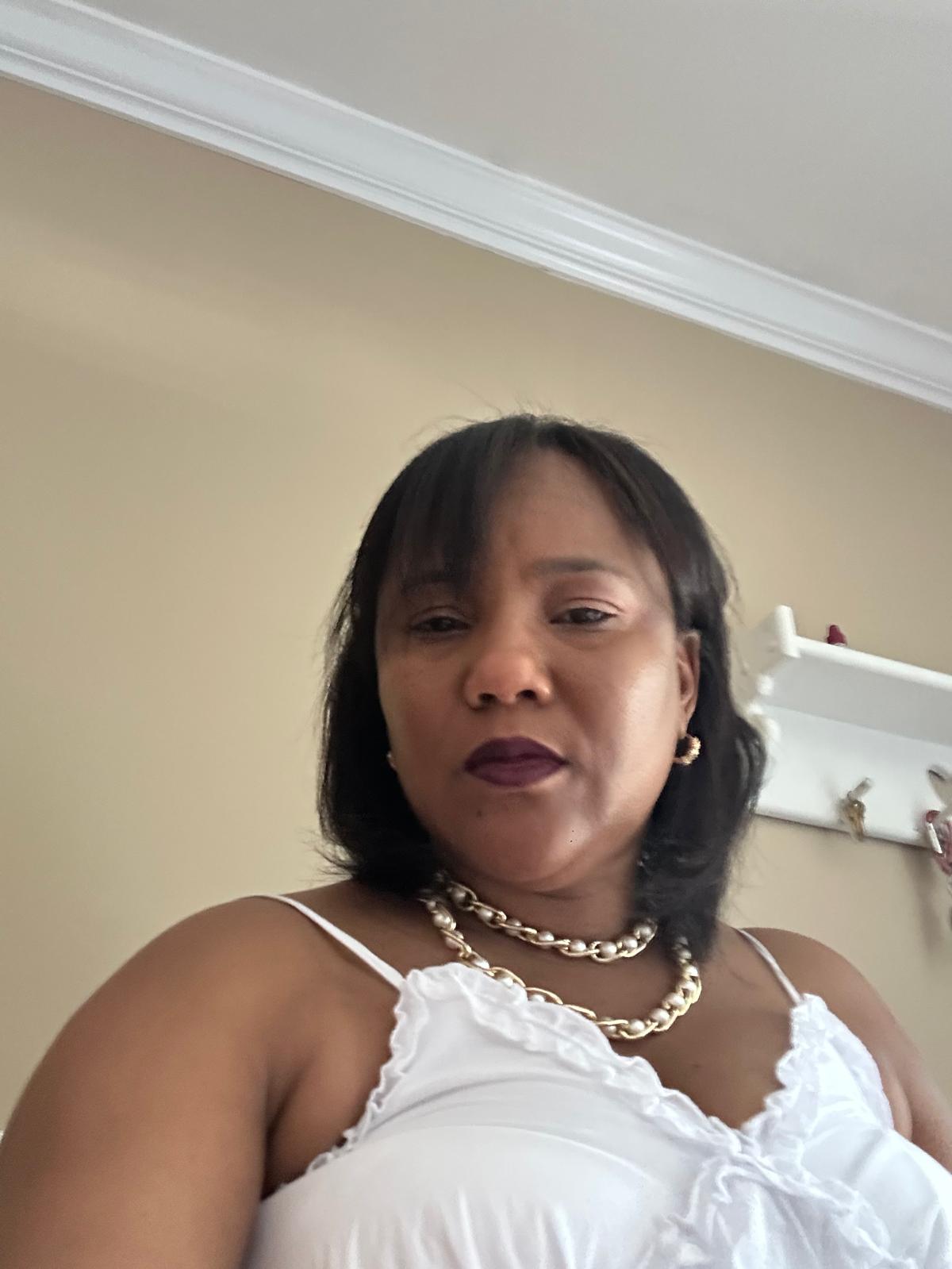 Mayelin Dominican Hair Salon